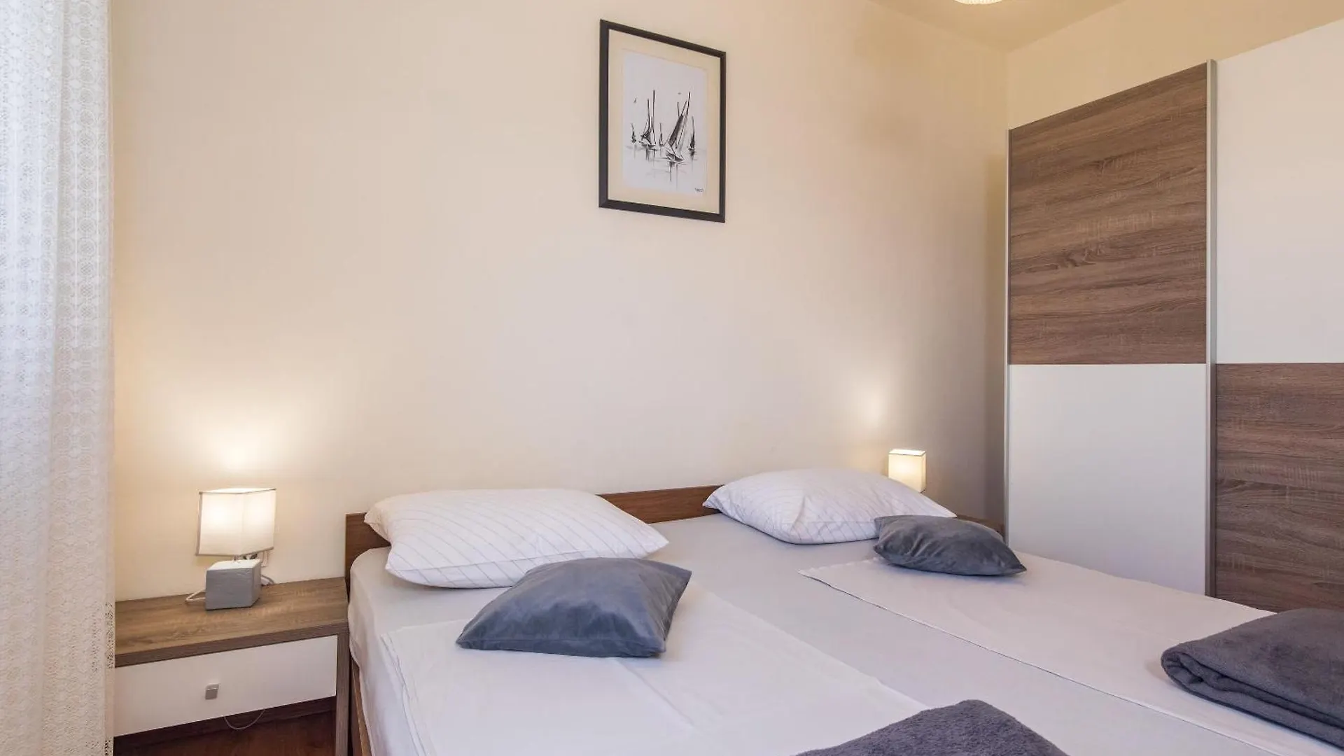 Apartments Miljenko Punat 0*,  Croacia