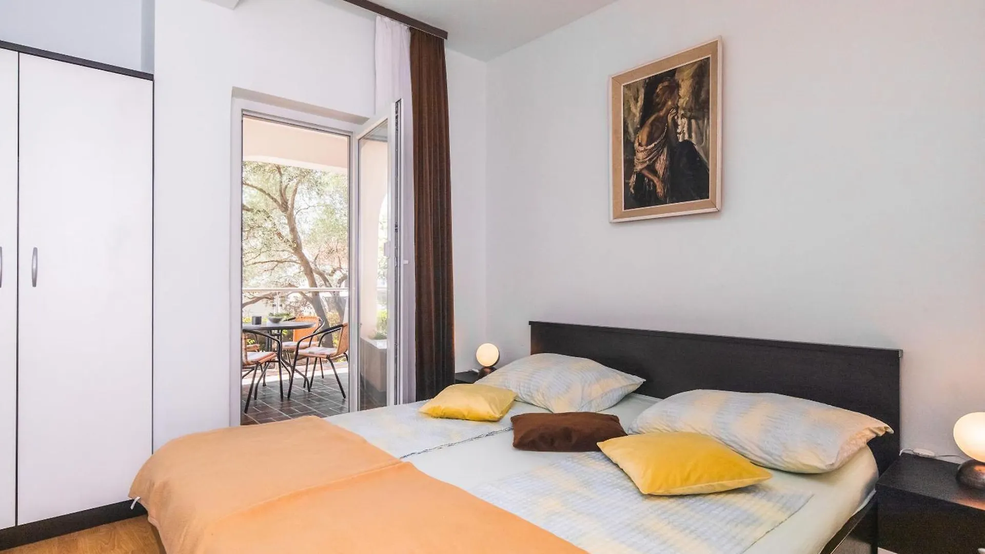 Apartments Miljenko Punat