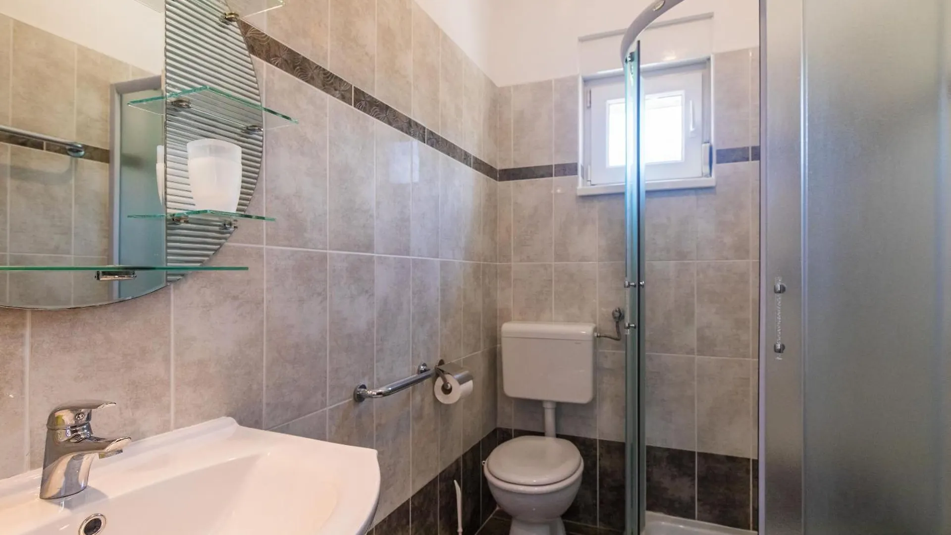 Apartments Miljenko Punat