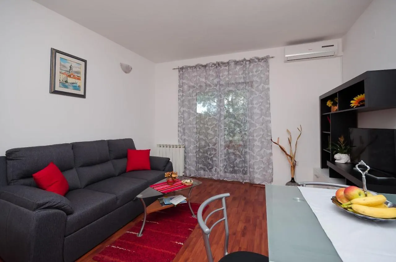 Apartments Miljenko Punat